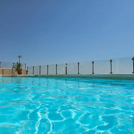 Ocean Breeze Pegeia