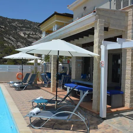 Ocean Breeze * Peyia