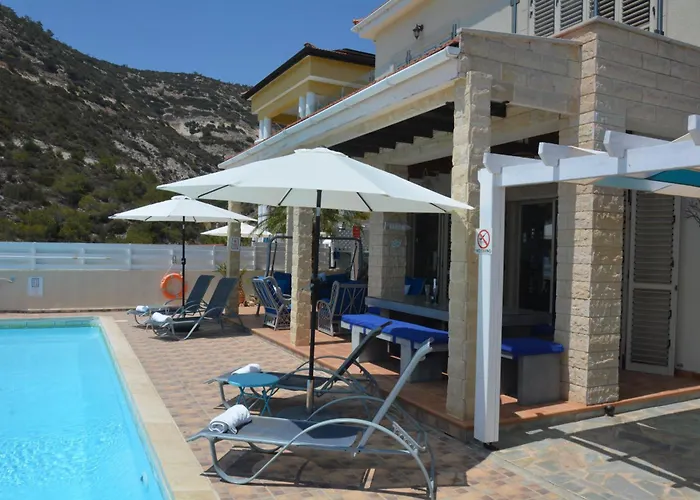 Ocean Breeze * Peyia