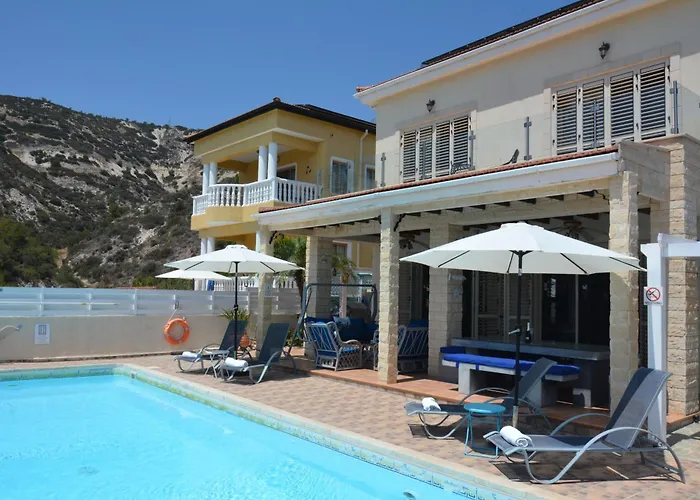 Villa Ocean Breeze Peyia